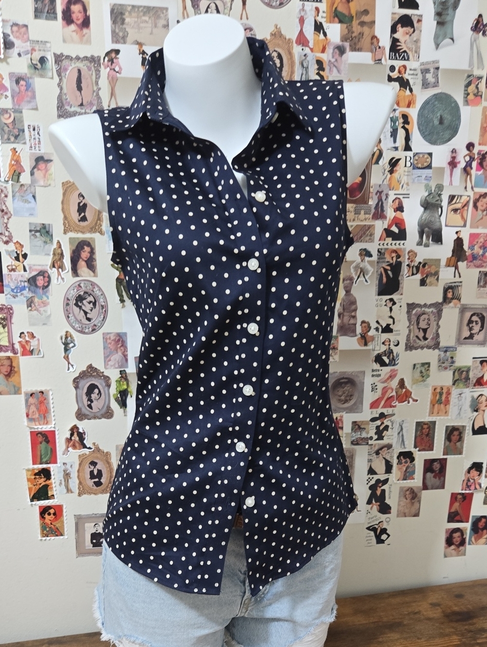 Banana Republic Non-Iron Cotton Polka Dot Sleeveless Blouse Navy Cream Size 4